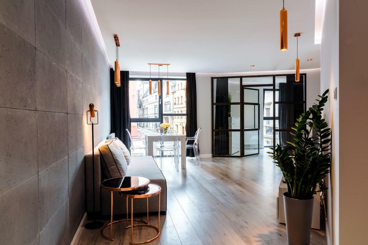 Apartament Miedziany يلينيا غورا المظهر الخارجي الصورة