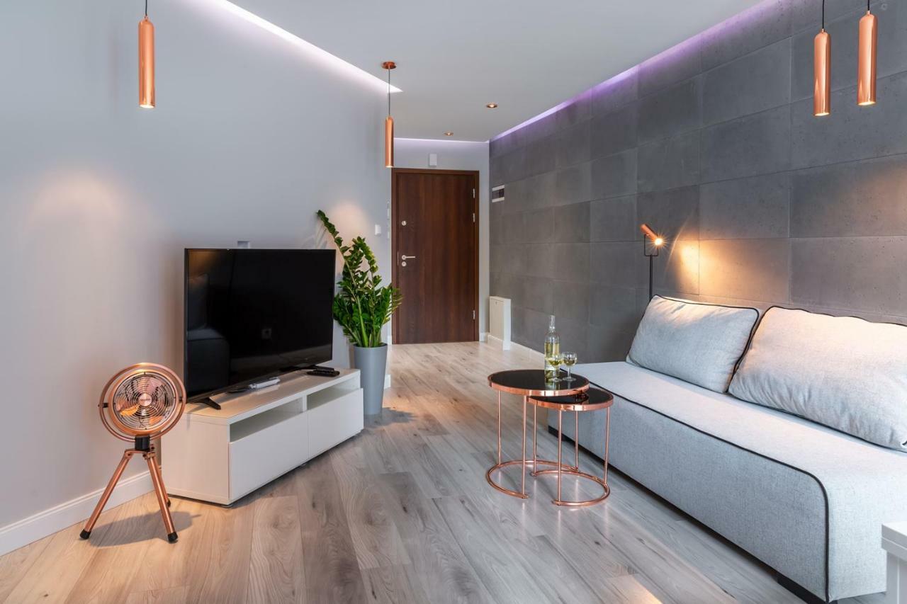 Apartament Miedziany يلينيا غورا المظهر الخارجي الصورة